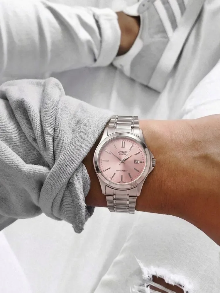 Часы Casio